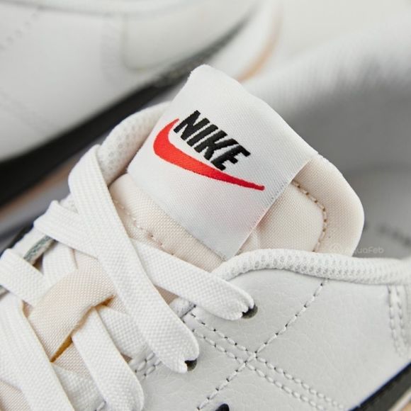 NIKE COURT LEGACY LIFT PLATFORM shoes - Picture 5 of 6